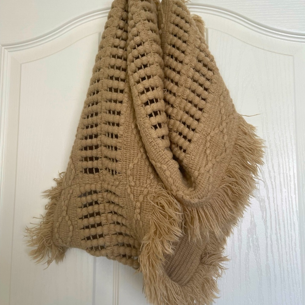 Super soft Infinity Scarf- NWOT